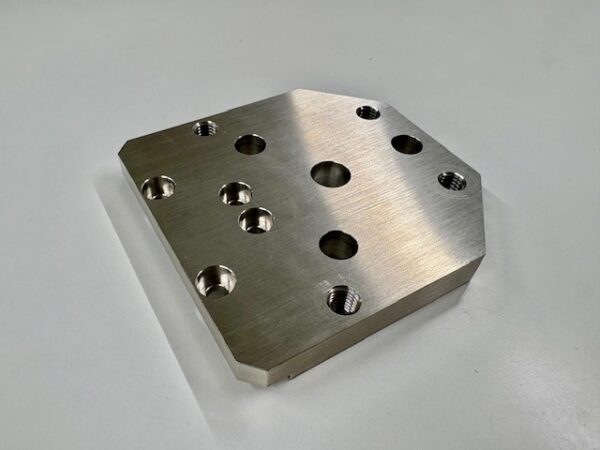 SUS304 プレート | 精密切削 スピード加工センター.com SUS304 プレート | 精密切削 スピード加工センター.com