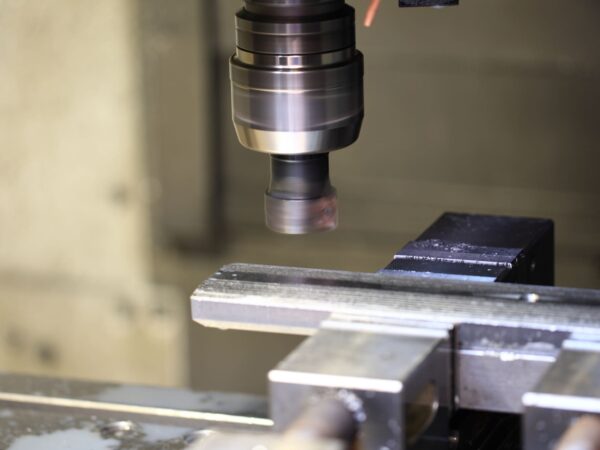 マシニング加工でコストダウンするために、設計者の方に知っておいていただきたいこと | 精密切削 スピード加工センター.com